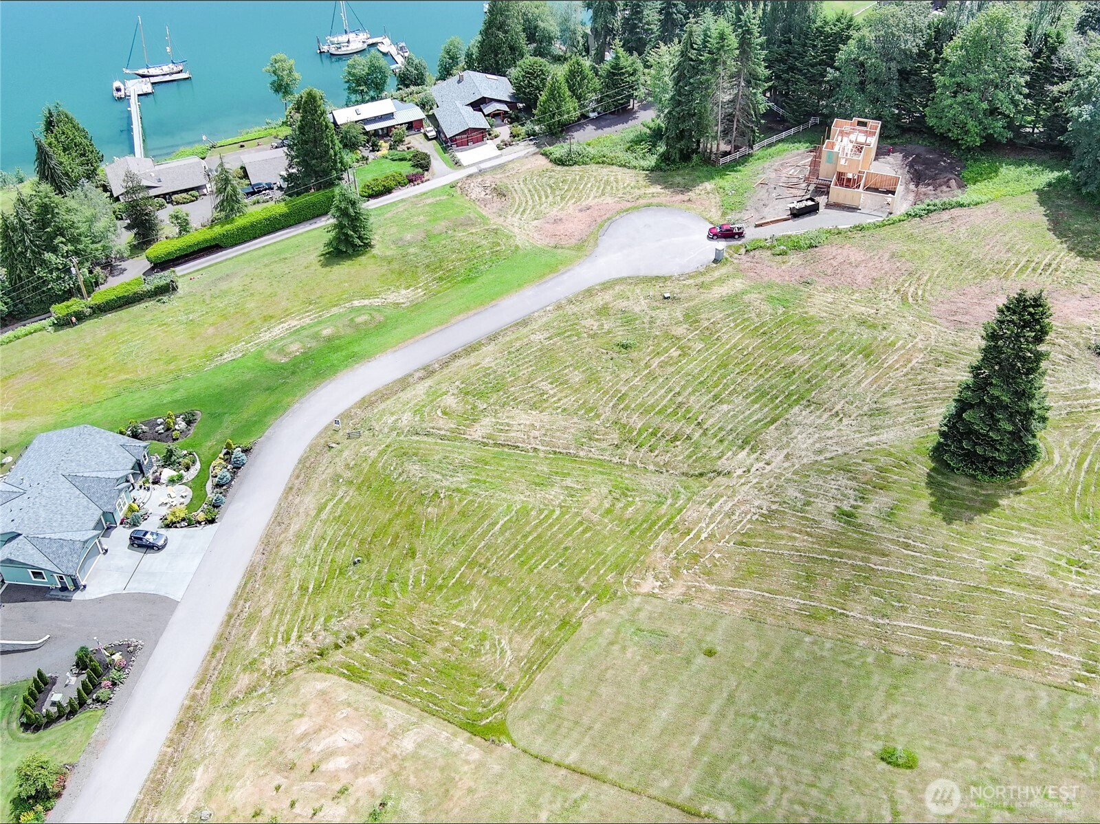 140 Harolds Hollow