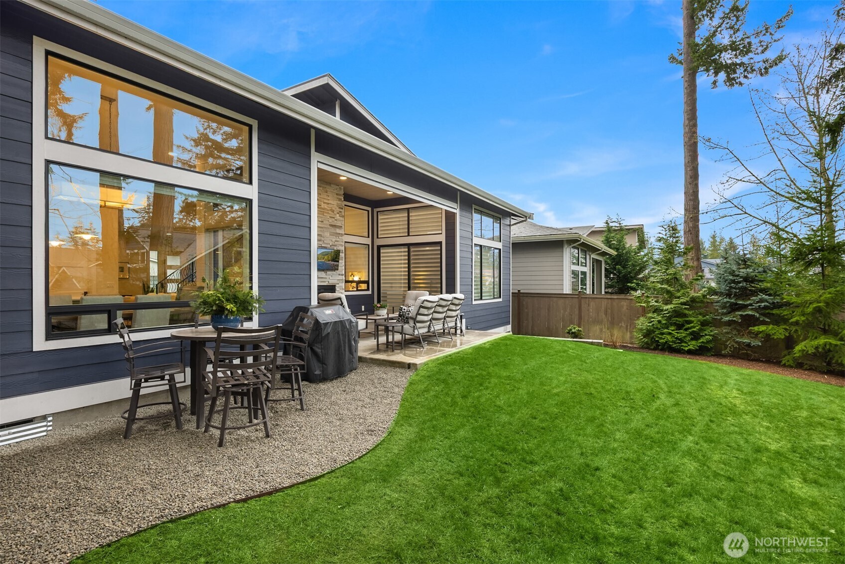 139 Duane Lane NW