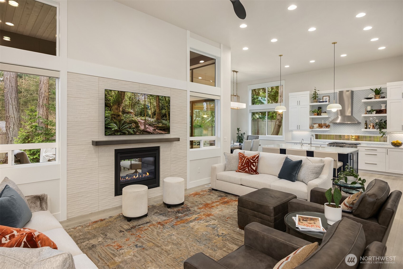 139 Duane Lane NW