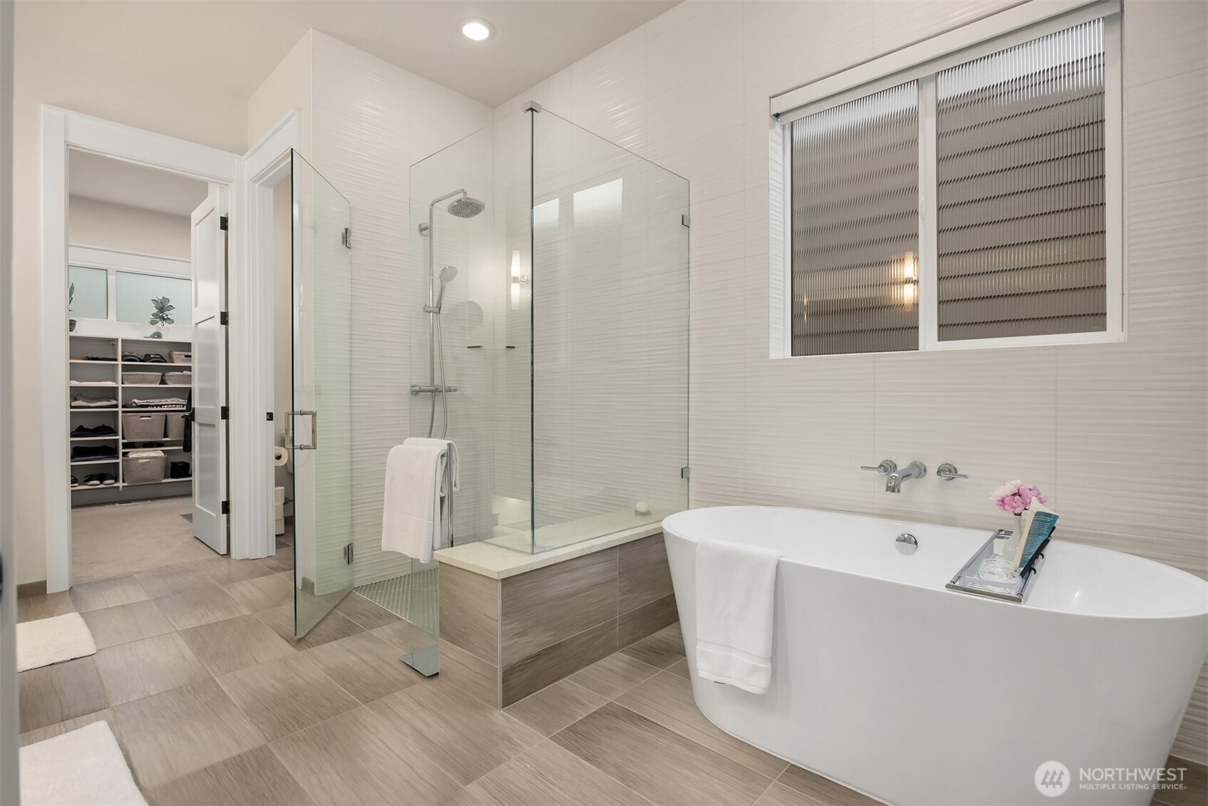 139 Duane Lane NW