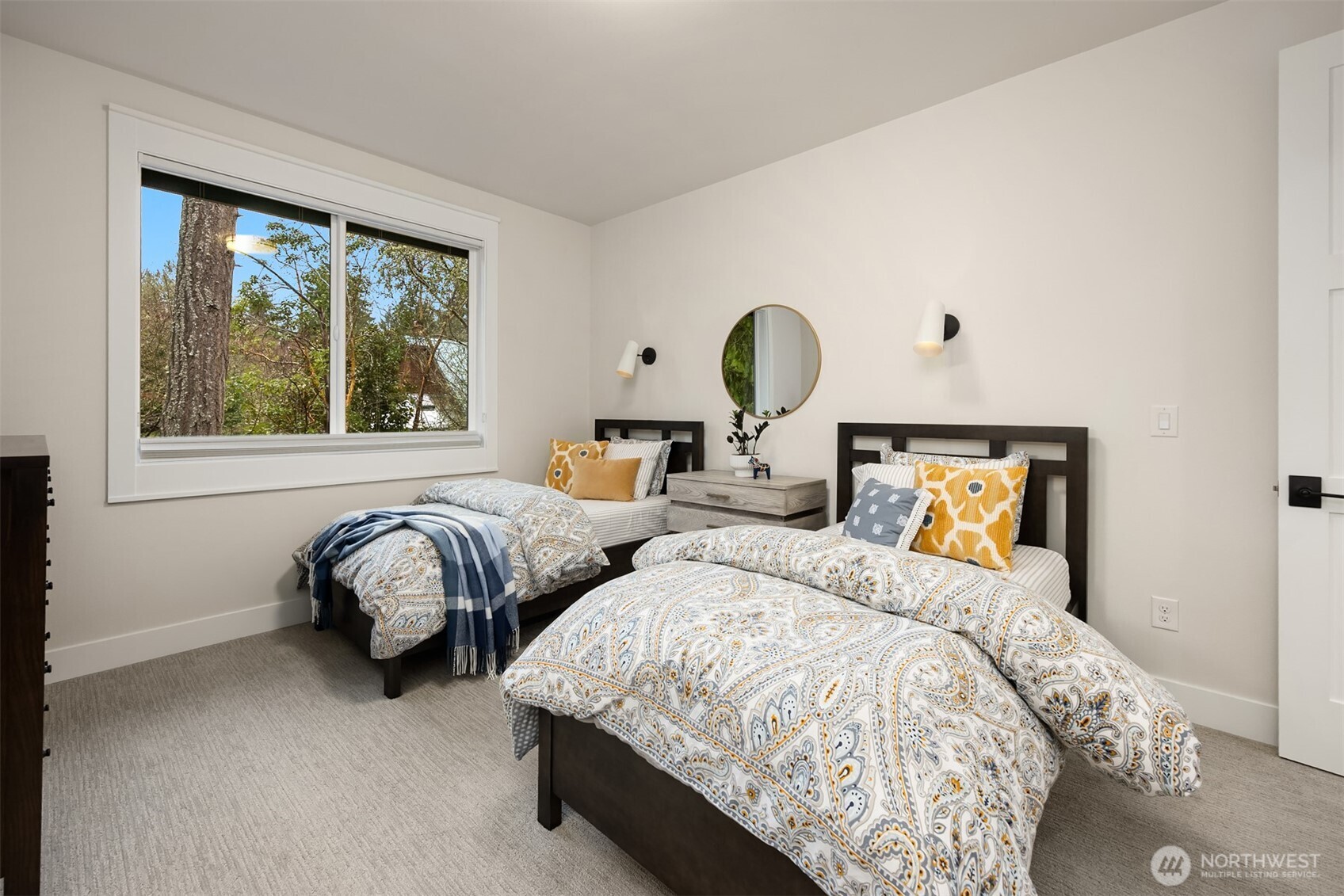 139 Duane Lane NW
