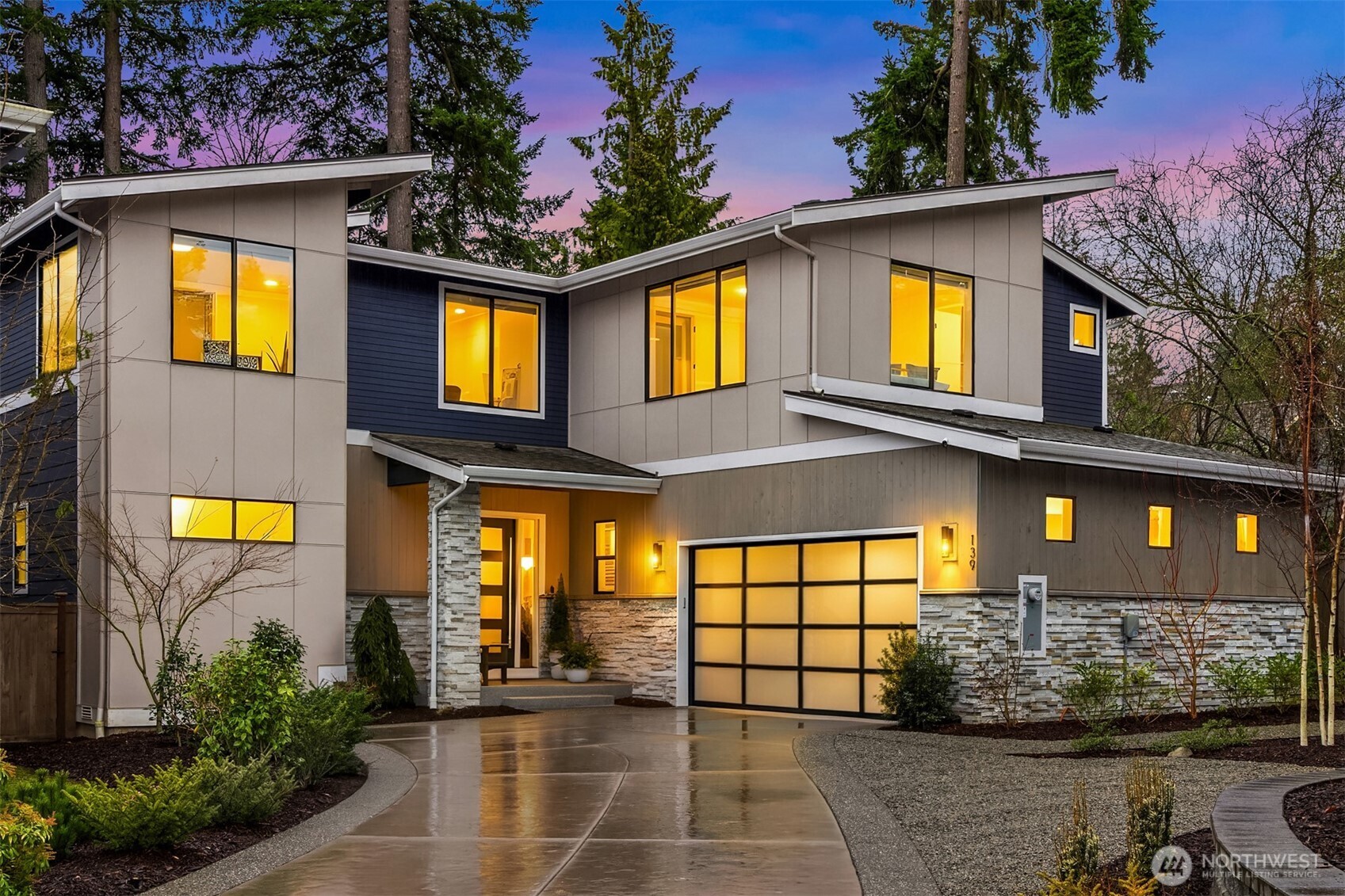 139 Duane Lane NW