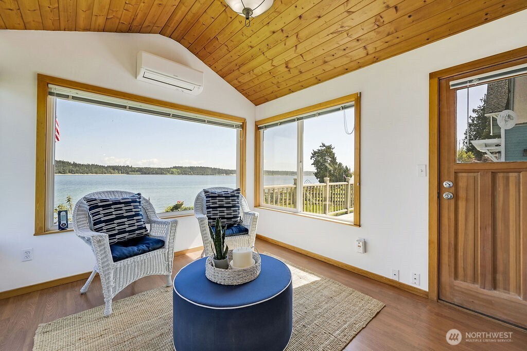 1671 Oak Bay Road