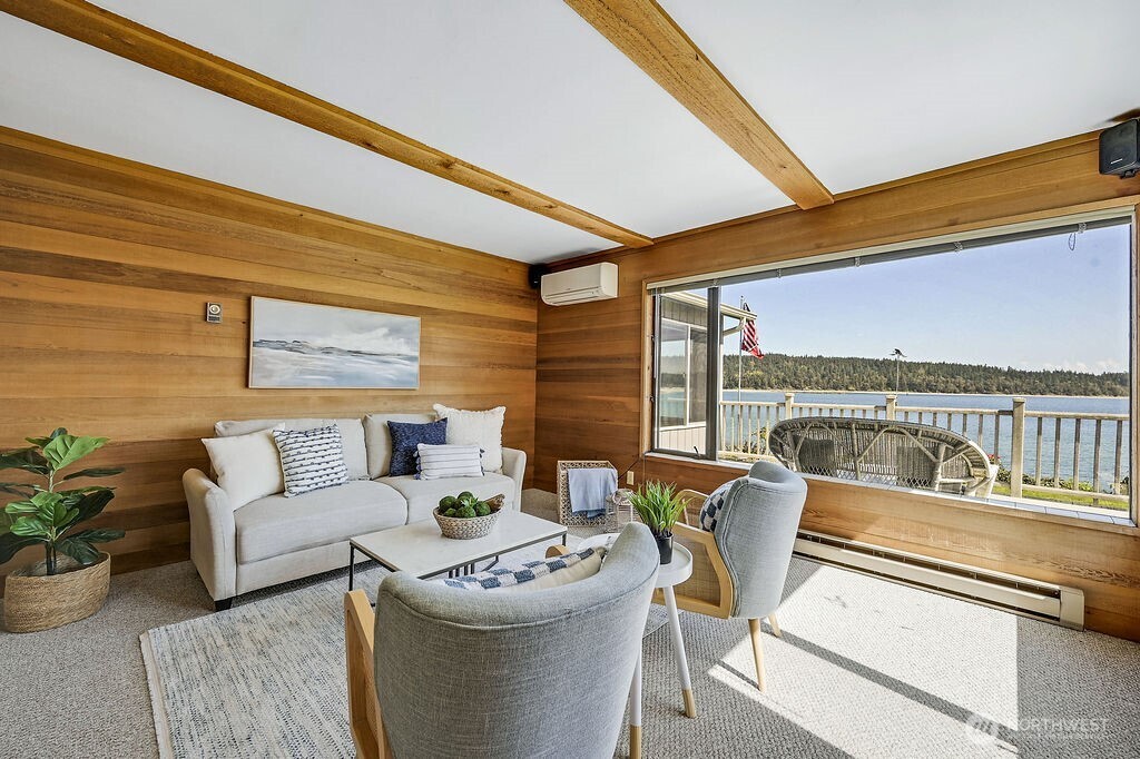 1671 Oak Bay Road