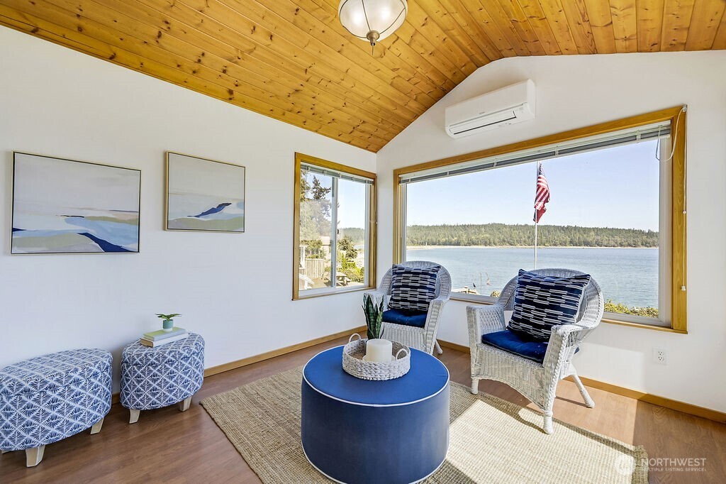 1671 Oak Bay Road