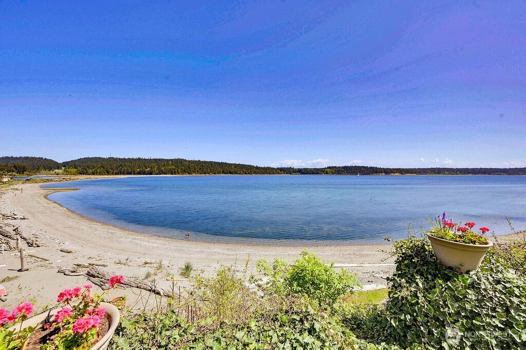 1671 Oak Bay Road