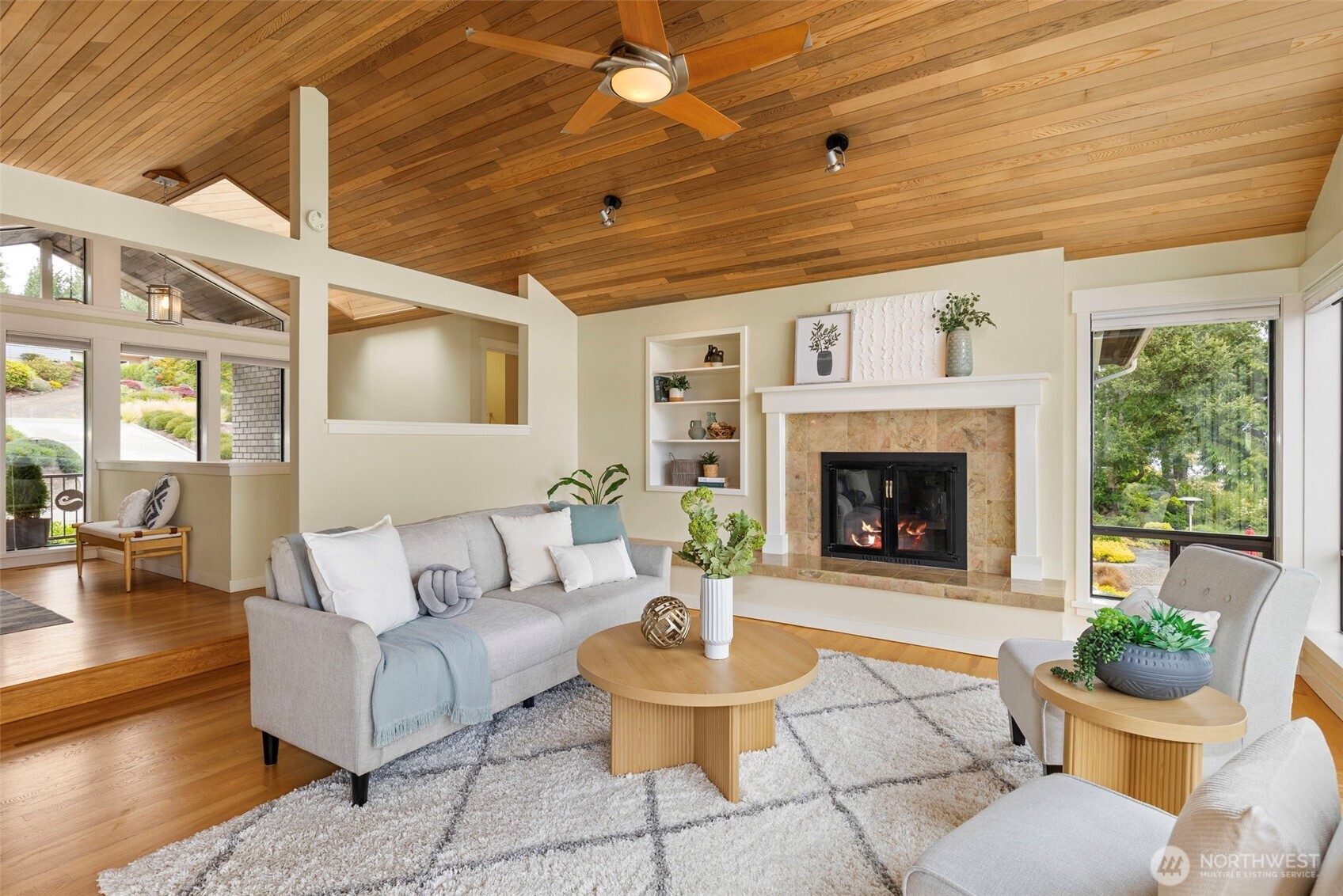 211 Montgomery Lane
