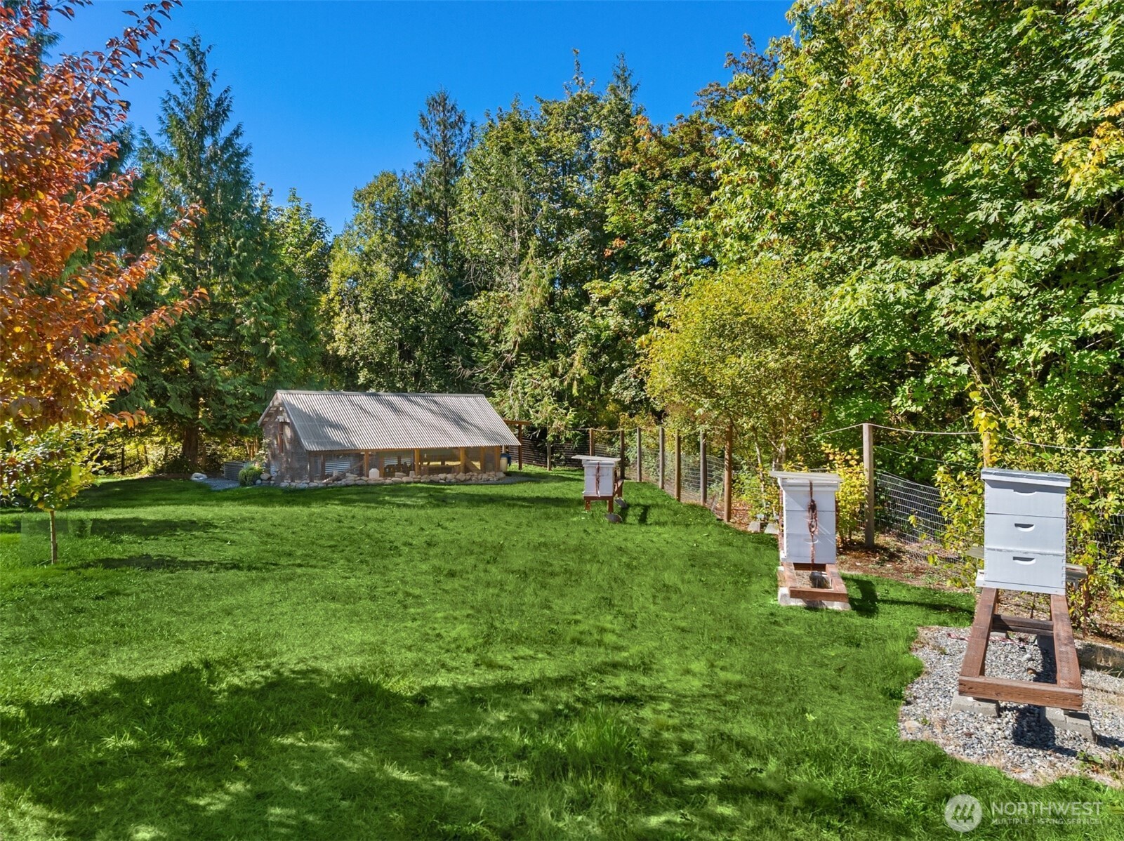 1198 NE Raspberry Ridge Lane