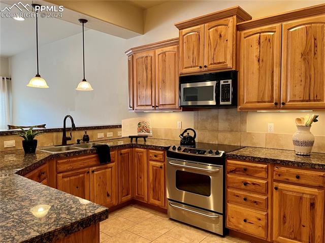 13706 Paradise Villas Grove