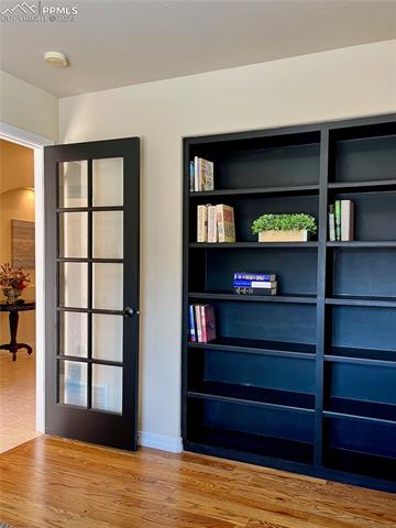 13706 Paradise Villas Grove