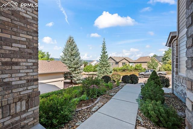 735 Witchhazel Court