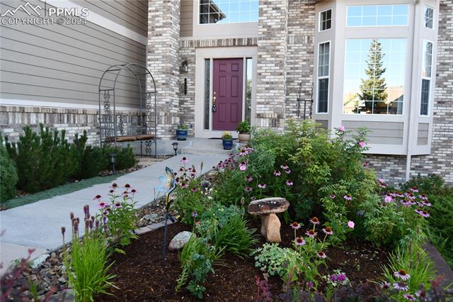 735 Witchhazel Court