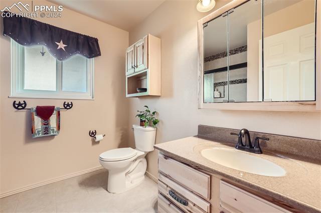 831 S Broadway Street