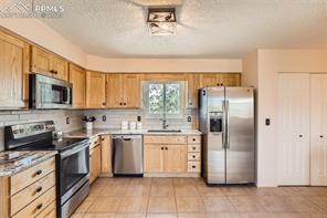 831 S Broadway Street