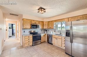 831 S Broadway Street