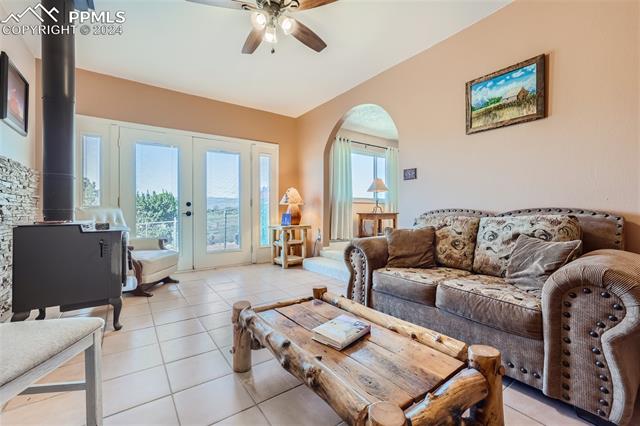 831 S Broadway Street