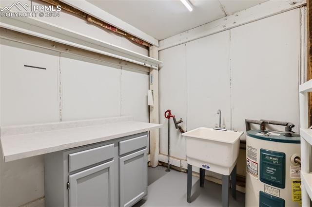 831 S Broadway Street