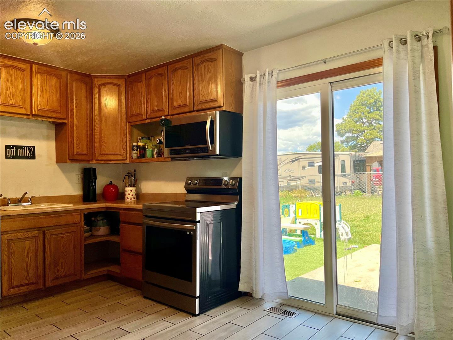 2590 Faulkner Drive
