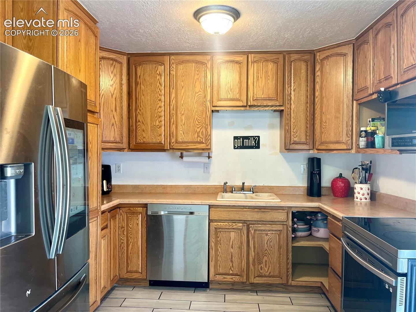 2590 Faulkner Drive
