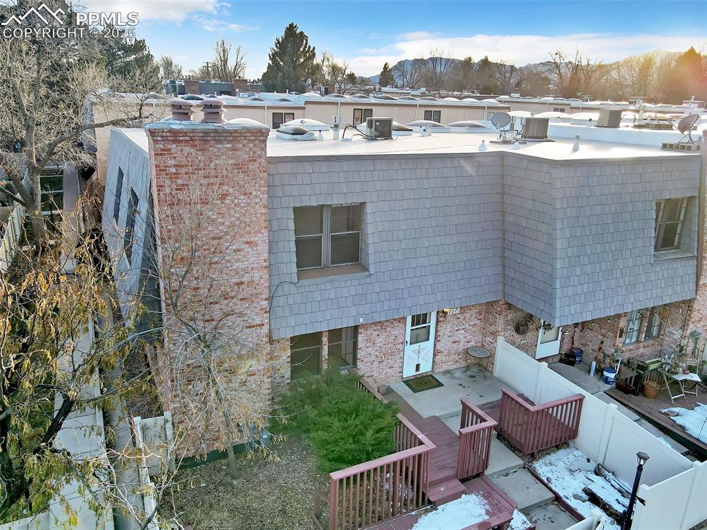 2071 Sussex Lane
