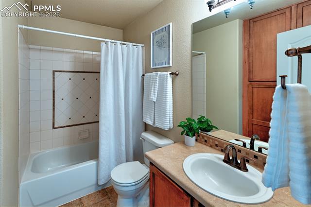 254 S Raven Mine Drive