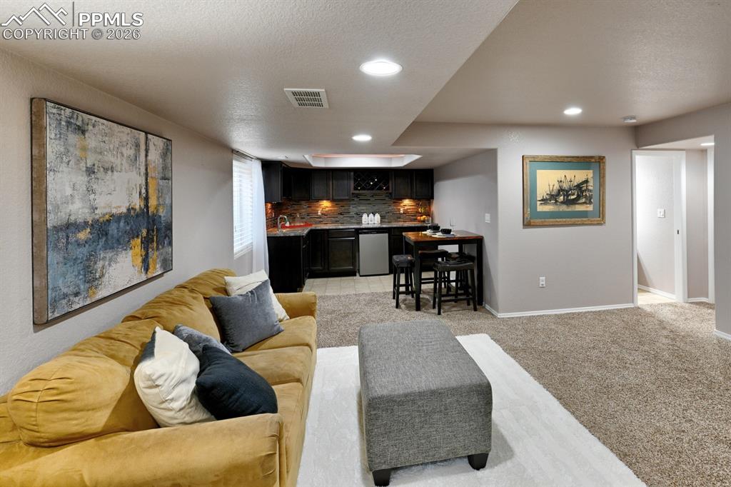 254 S Raven Mine Drive