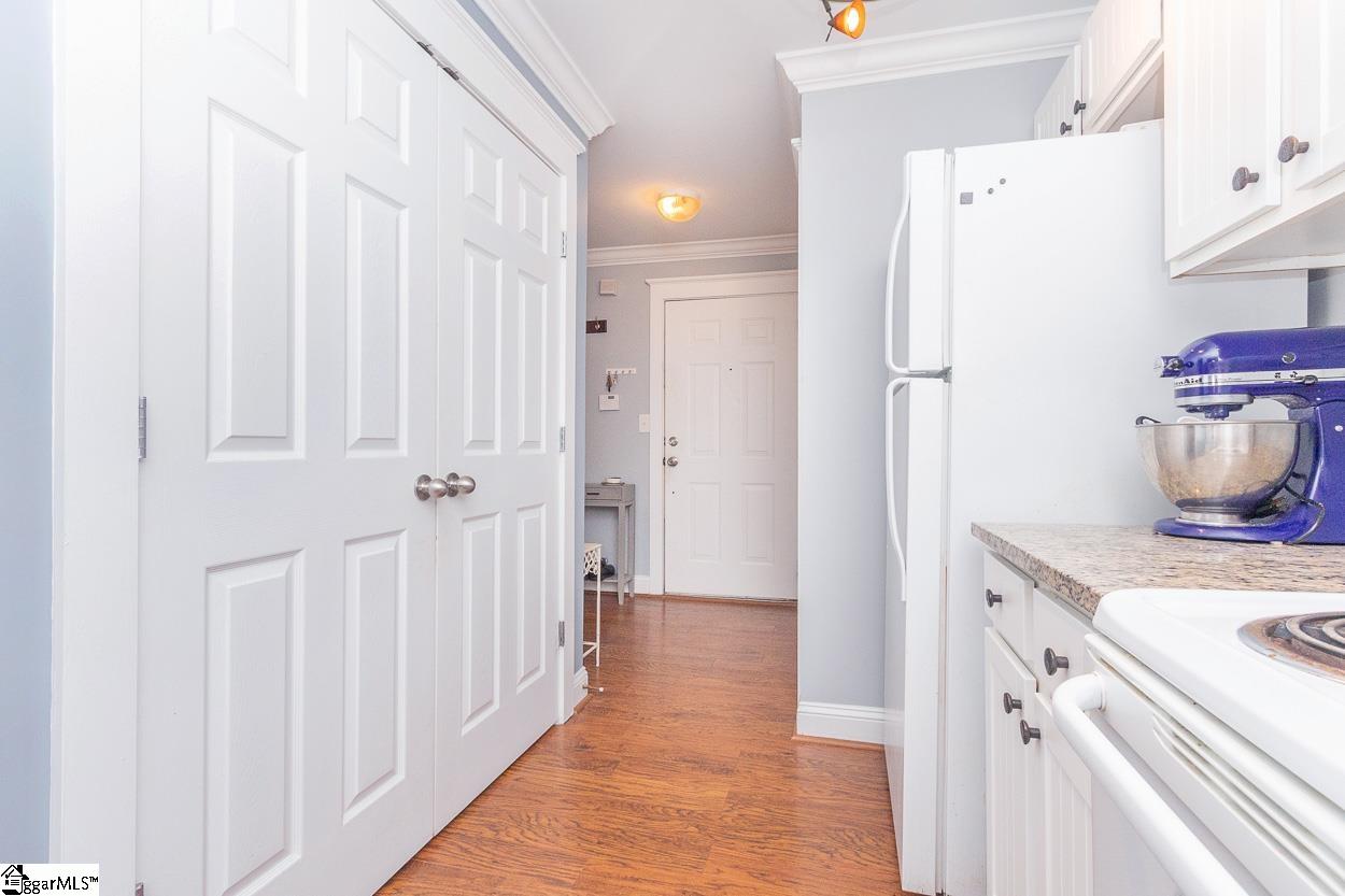 833 Old Greenville Highway # 1037 Unit: #1037