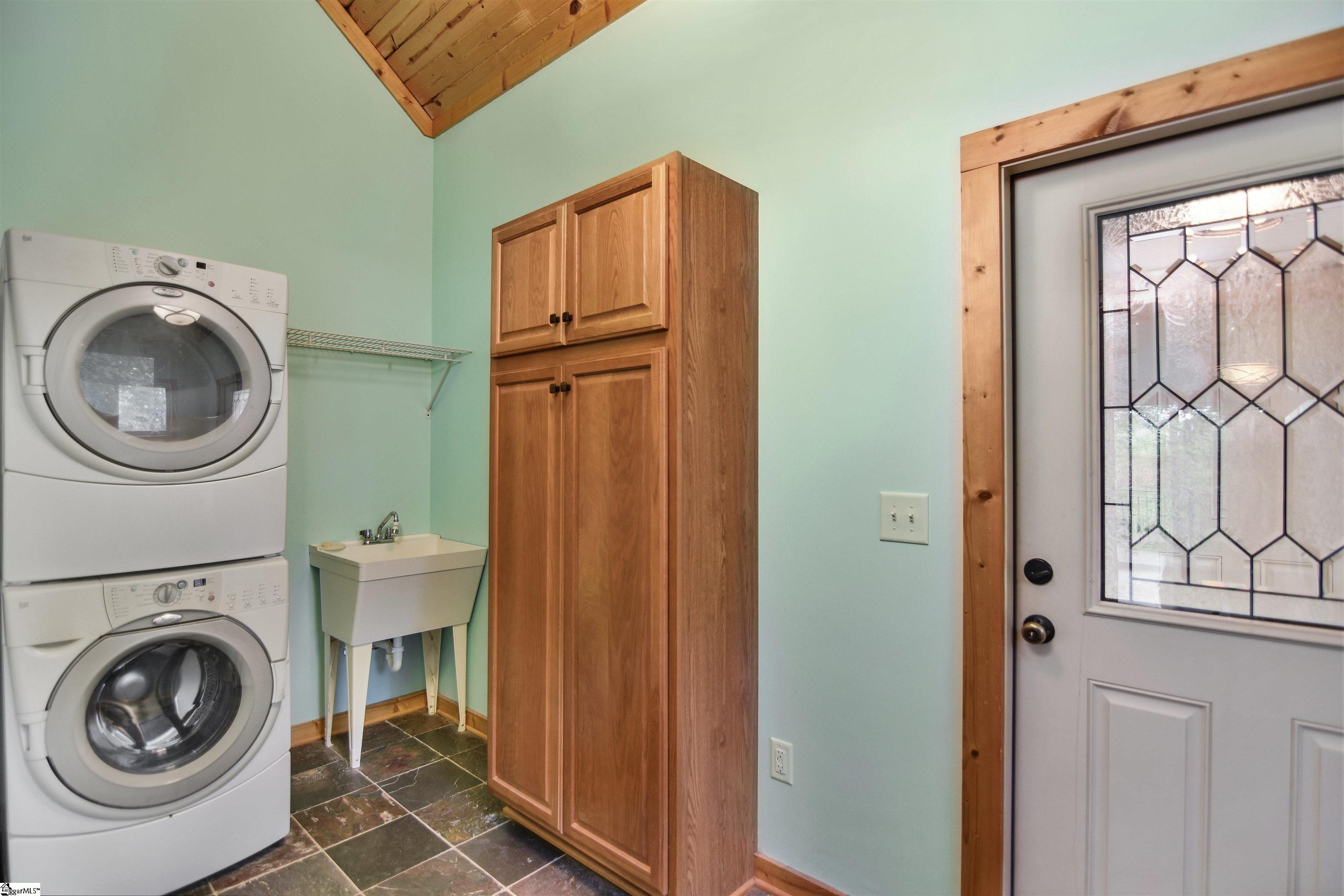 240 Mountain View Pointe Drive