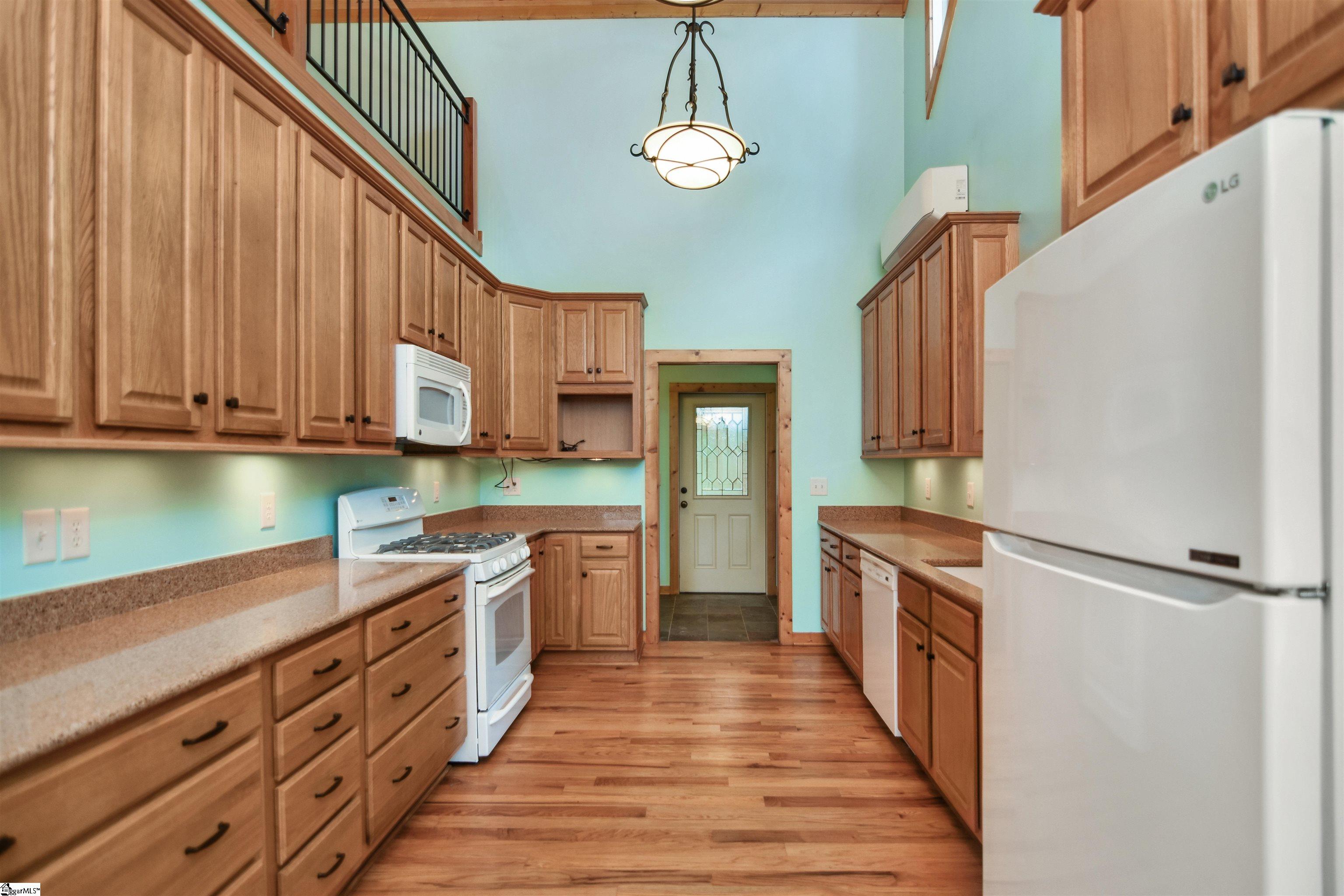 240 Mountain View Pointe Drive