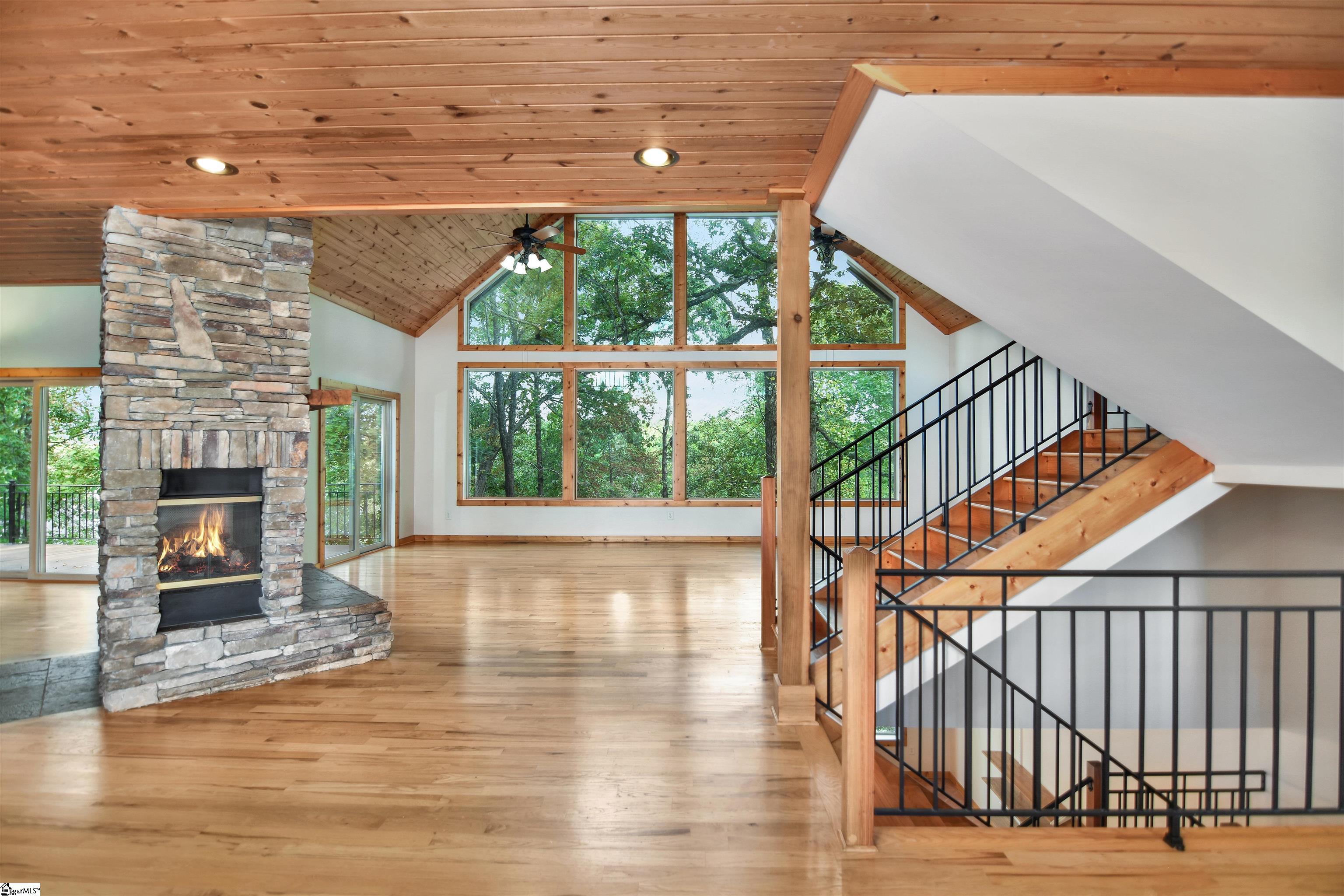 240 Mountain View Pointe Drive