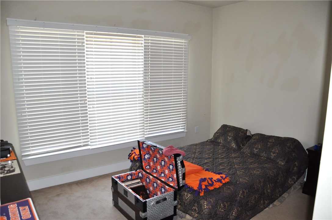 101 West Lane 1005