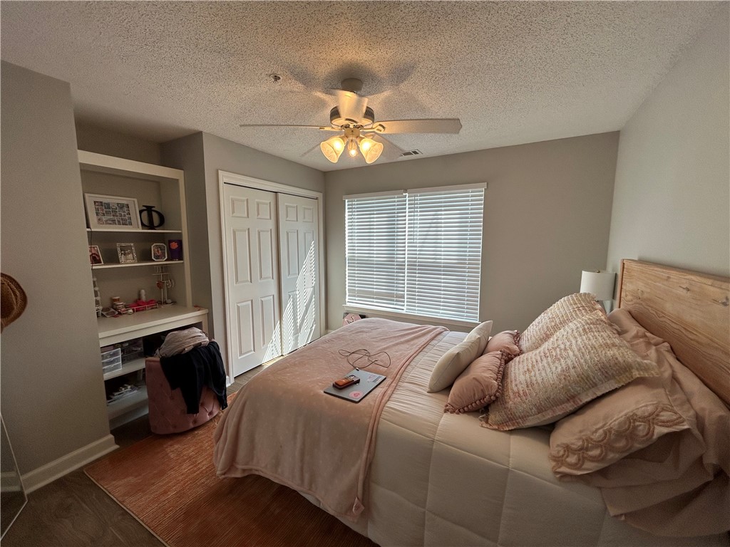 621 Harts Cove Way
