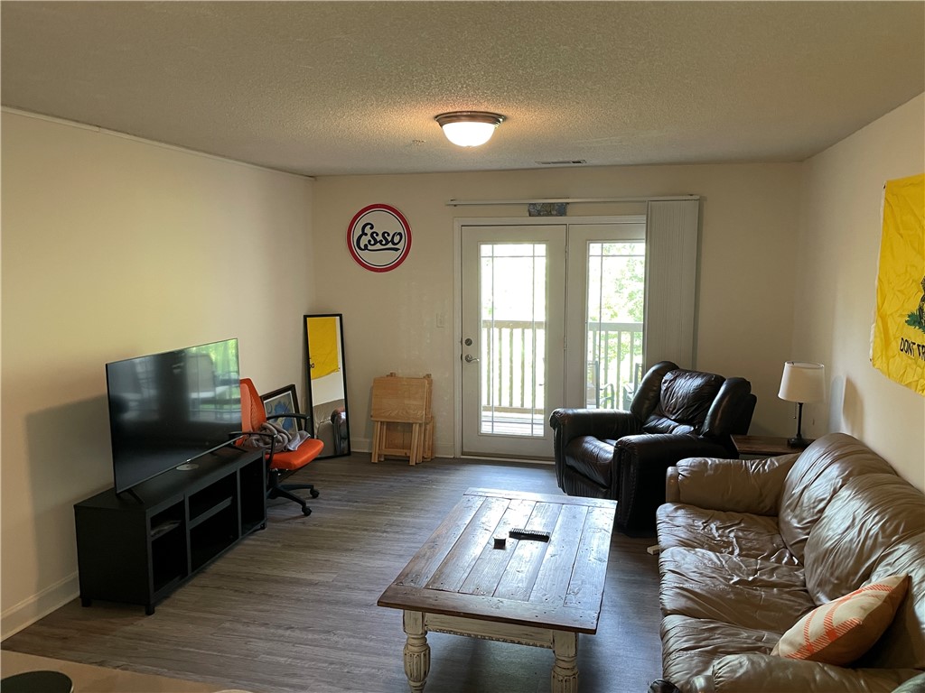 322 Harts Cove Way