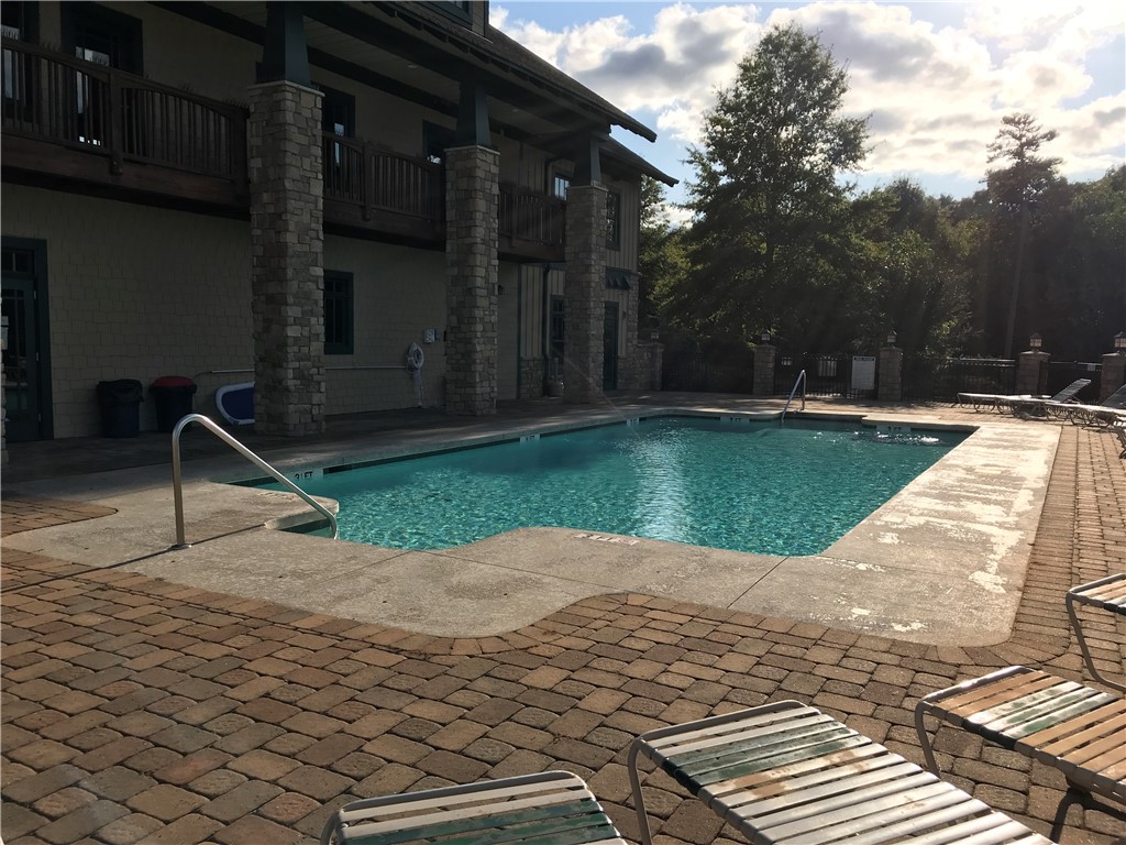 322 Harts Cove Way