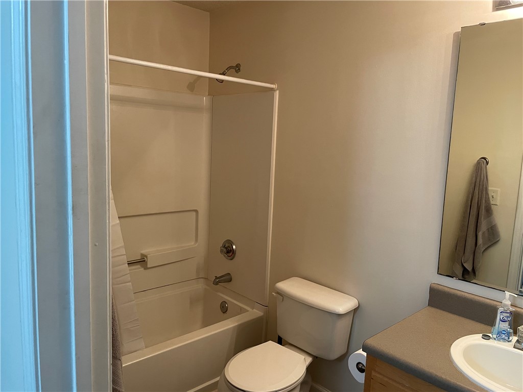 322 Harts Cove Way