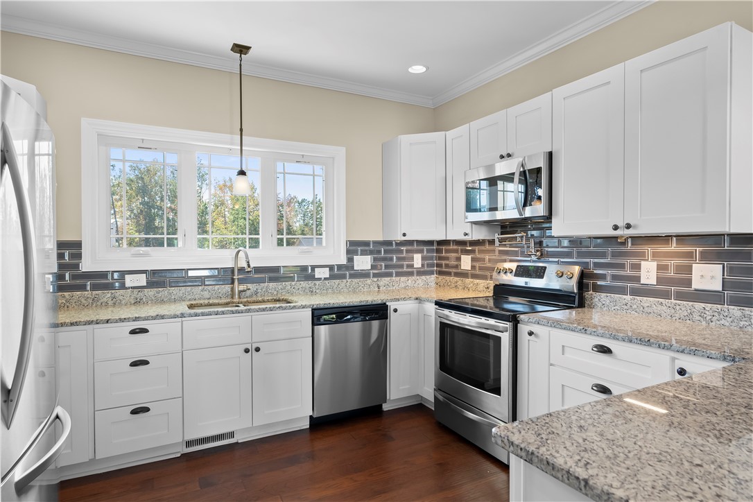 706 Rocky Ridge Circle