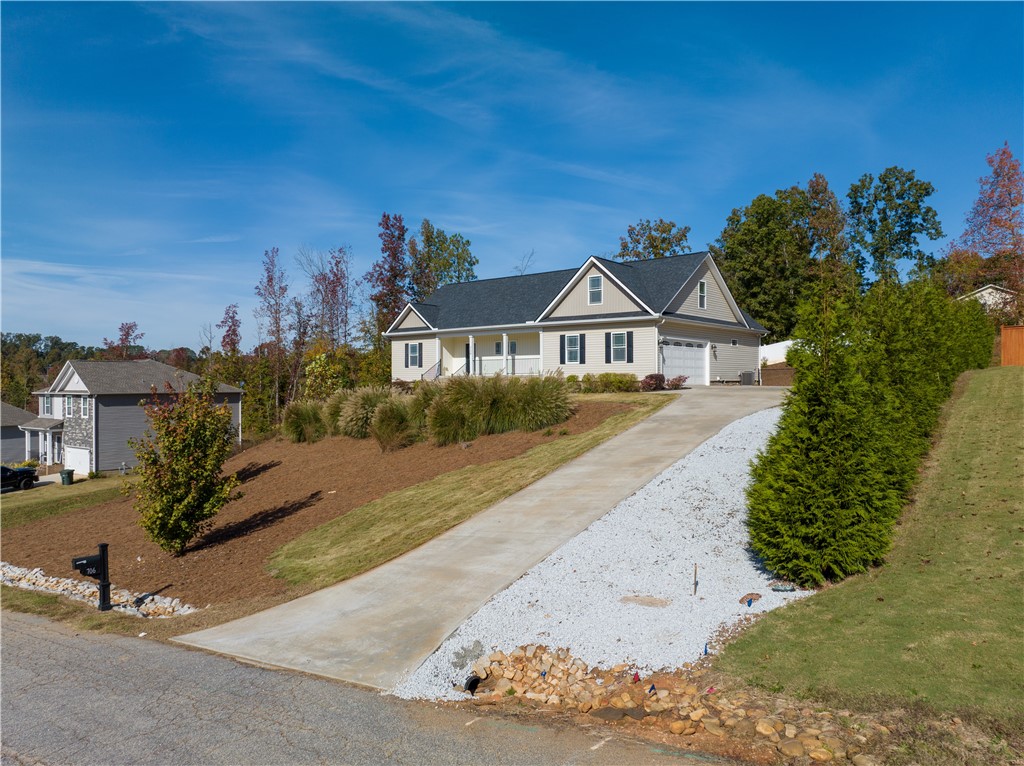 706 Rocky Ridge Circle