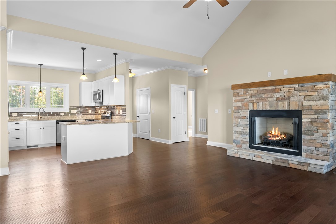 706 Rocky Ridge Circle