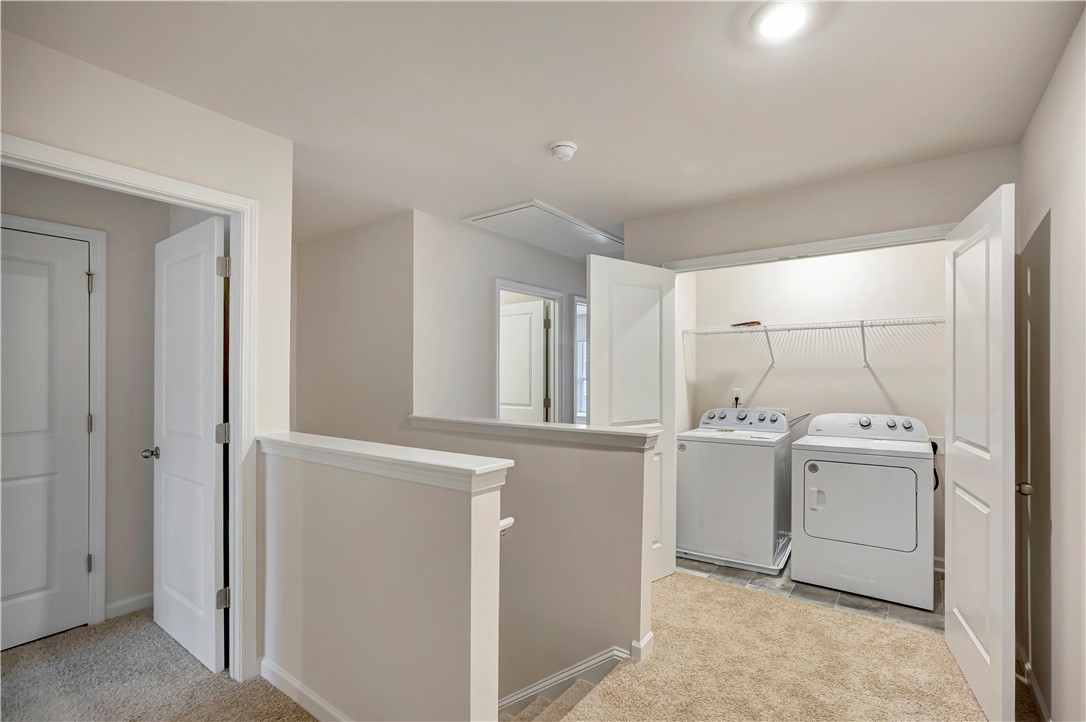 606 Oakmont Valley Trail