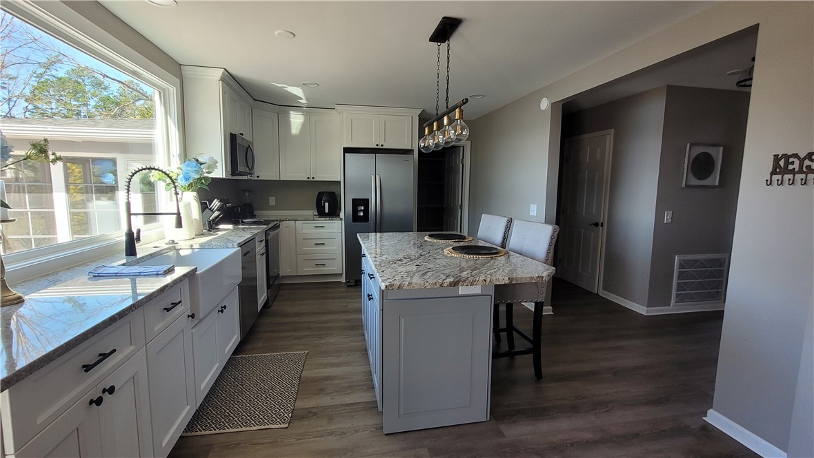 10016 Clovis Drive
