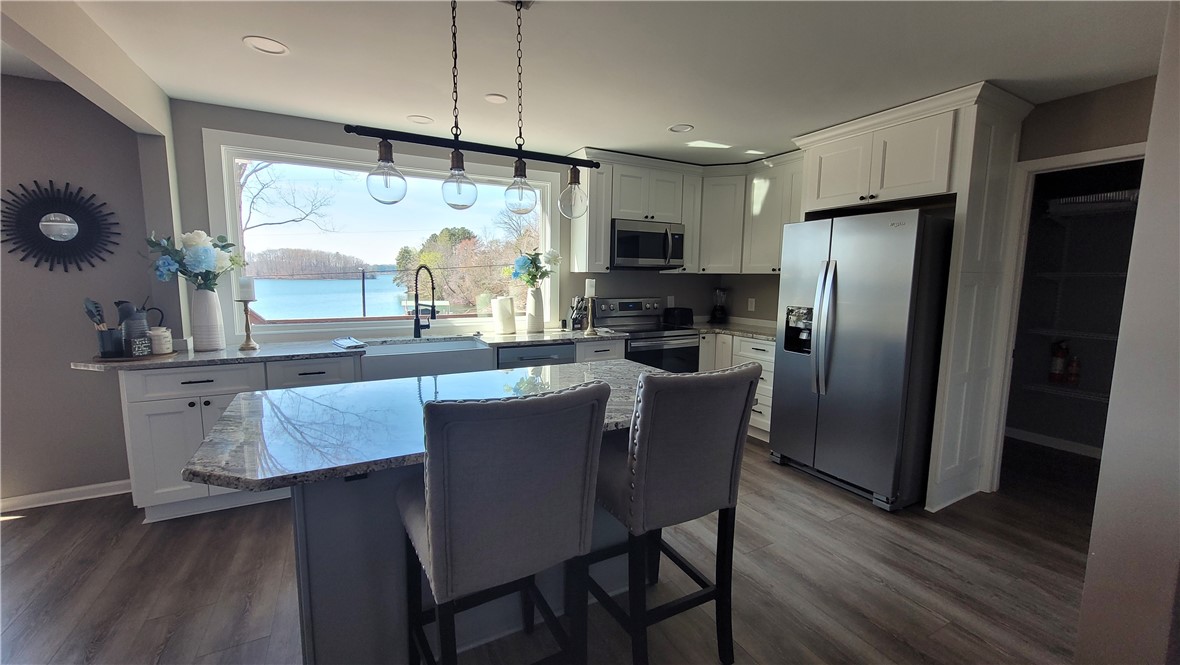 10016 Clovis Drive