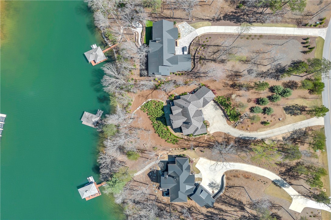 366 Peninsula Ridge