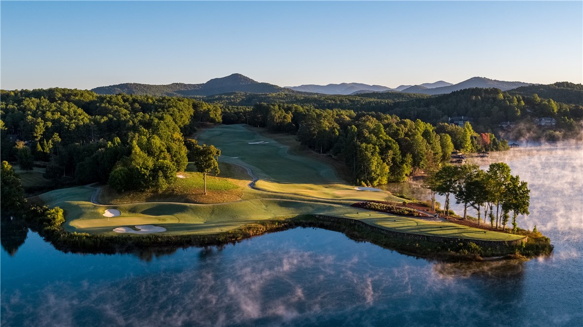 366 Peninsula Ridge