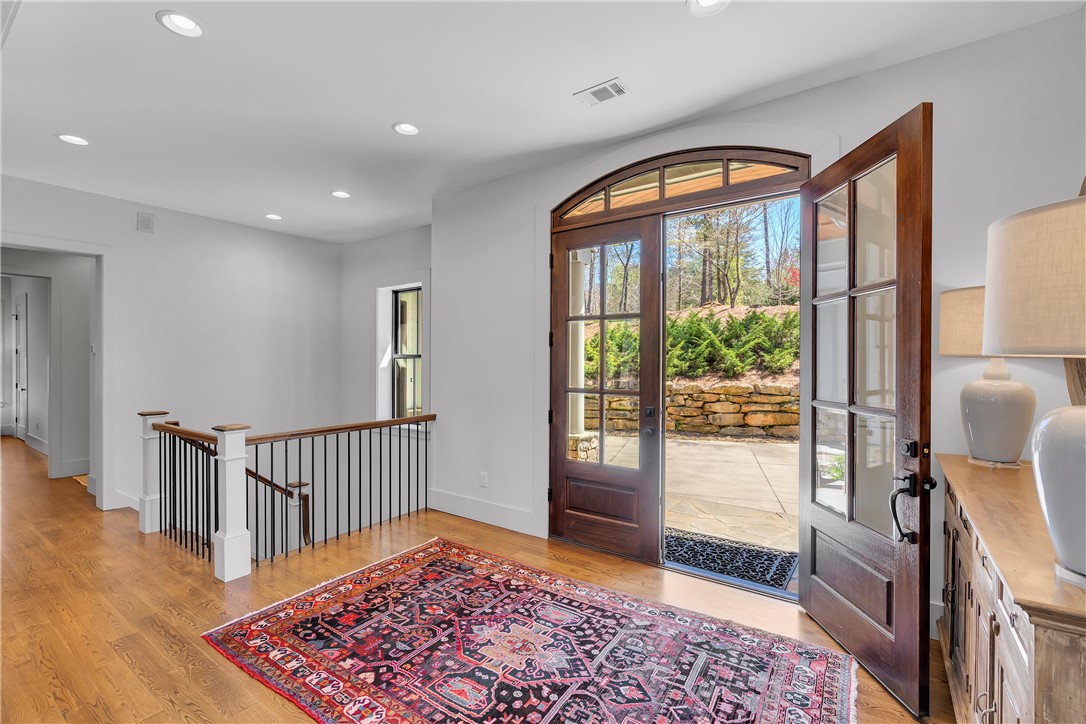 366 Peninsula Ridge