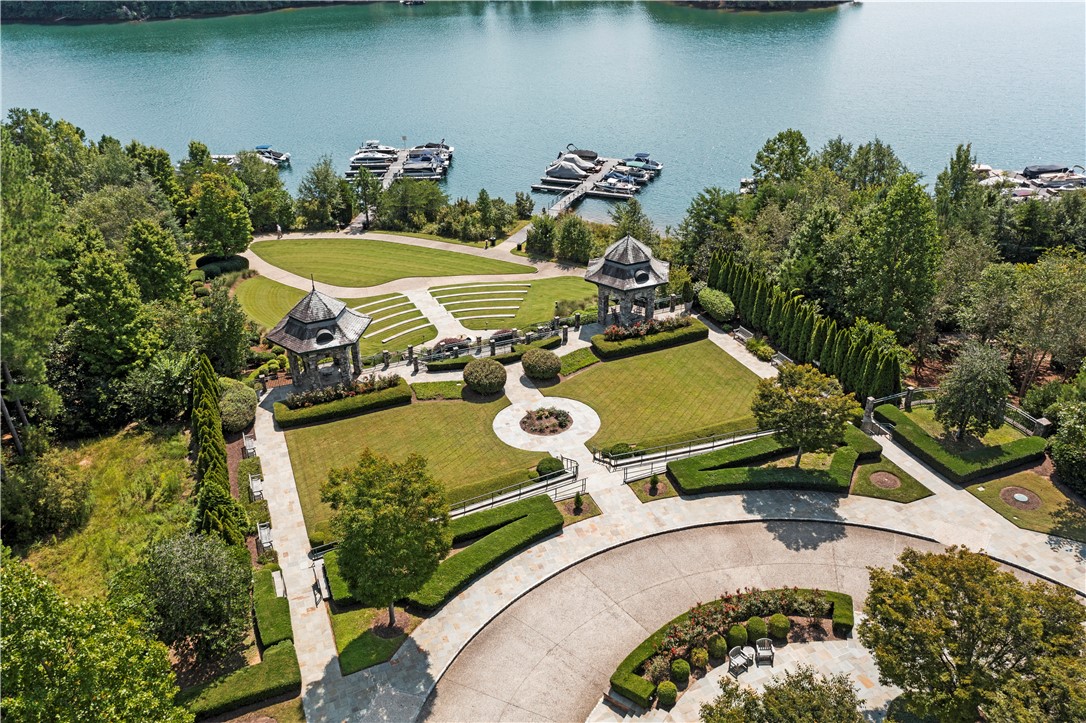 366 Peninsula Ridge