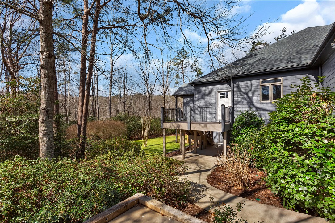 14 Laurel Cove Lane