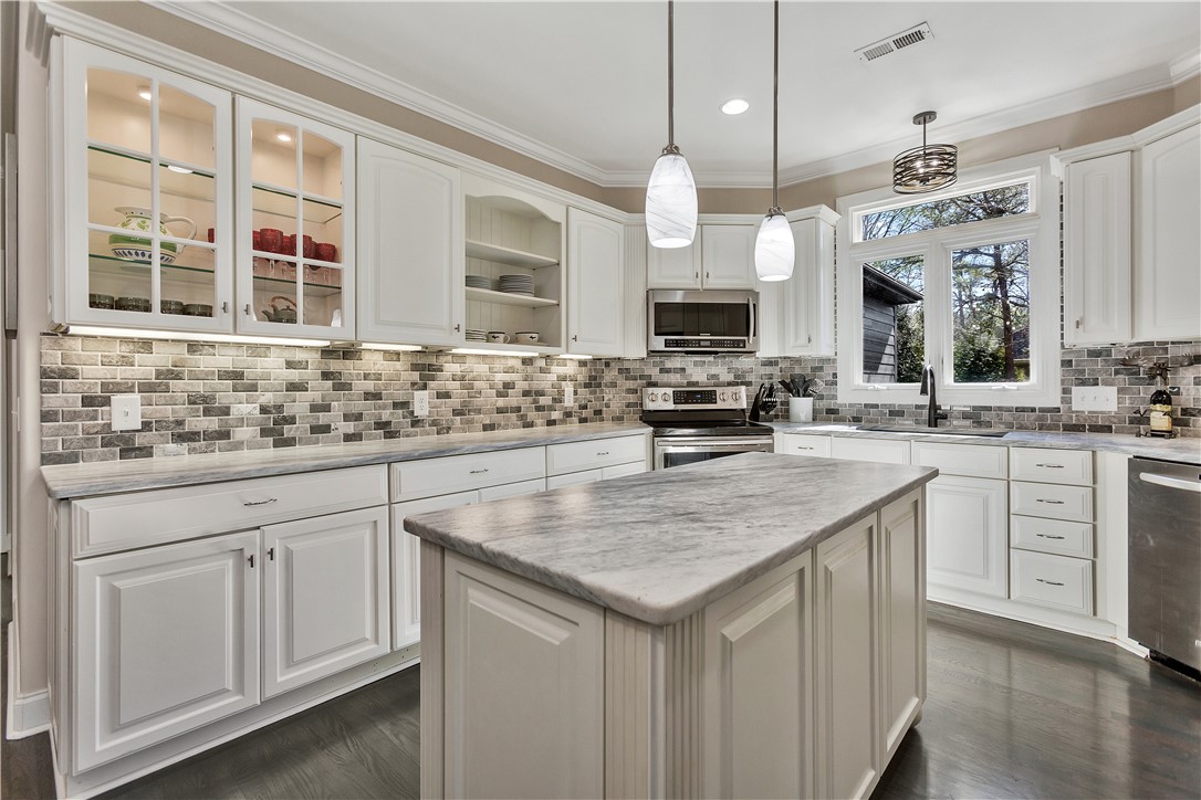 14 Laurel Cove Lane