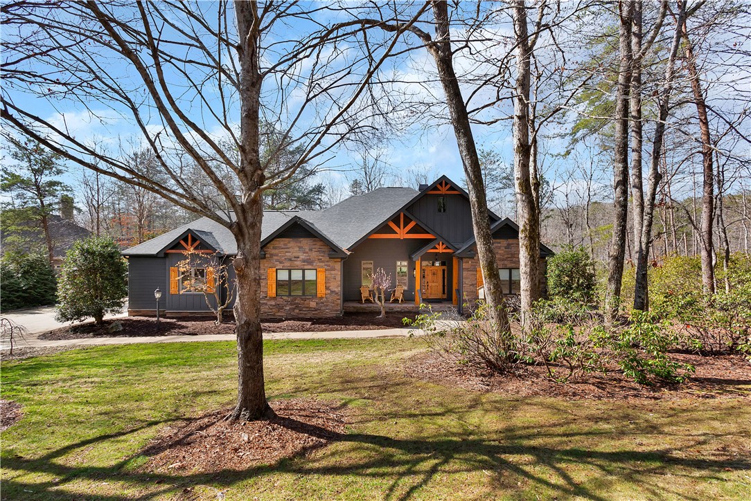 14 Laurel Cove Lane