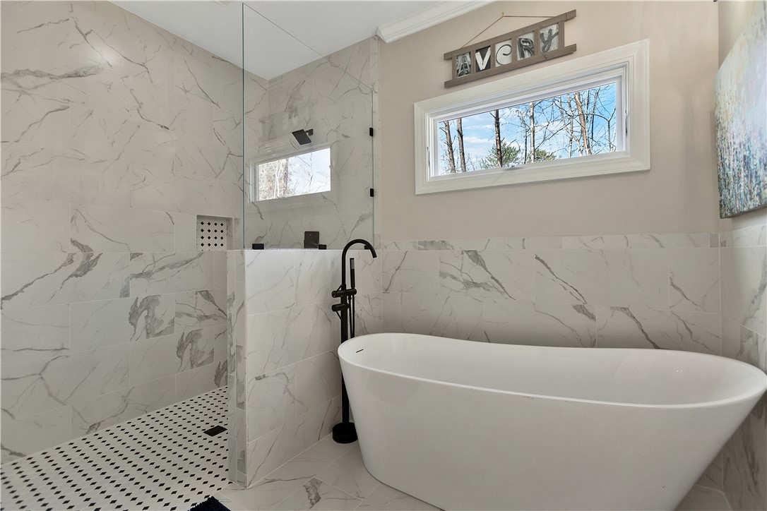 14 Laurel Cove Lane