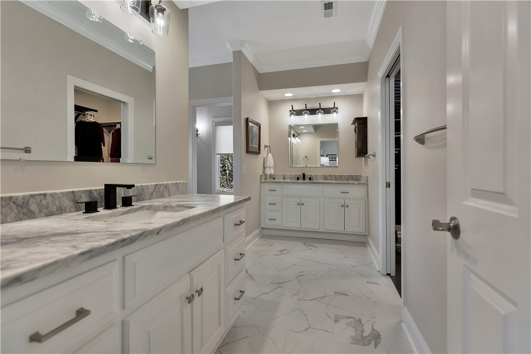 14 Laurel Cove Lane